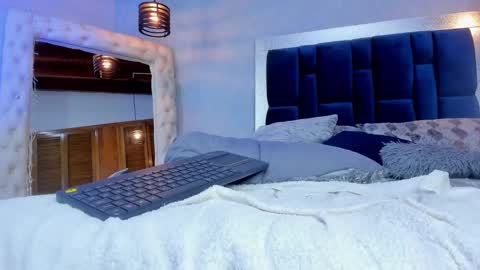 Snapshot of sophiia_gomezz_ chatting on 02.08.25 sophi online show from 02.08.25