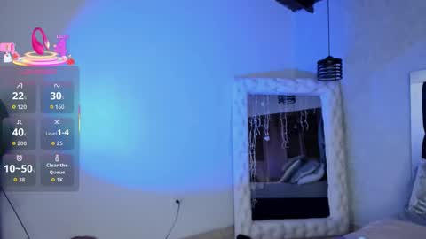 Snapshot of sophiia_gomezz_ chatting on 09.14.25 sophi online show from 09.14.25