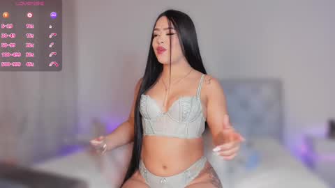 sophy  online show from 02.10.25