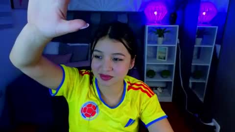 Sophy  online show from 06.19.26