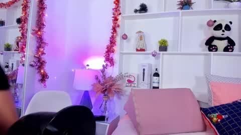 Snapshot of sophyruiz_ chatting on 12.05.24 Sophy online show from 12.05.24