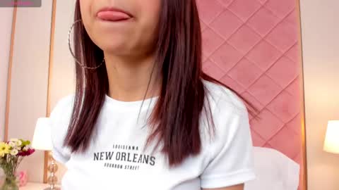 Snapshot of sopphiaa_payton chatting on 03.11.25 Sophie online show from 03.11.25