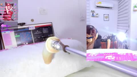 Snapshot of soraya_davis_ chatting on 10.03.25 Soraya online show from 10.03.25