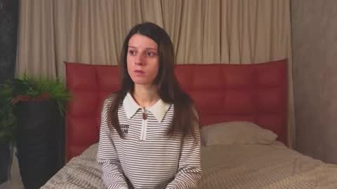 Snapshot of sorayanox chatting on 12.17.25 sorayanox online show from 12.17.25