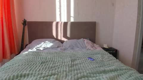 Snapshot of sosaguillypleasure chatting on 10.25.25 sosaguillypleasure online show from 10.25.25