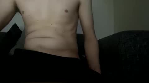 Snapshot of soulsurfer1985 chatting on 02.24.25 soulsurfer1985 online show from 02.24.25