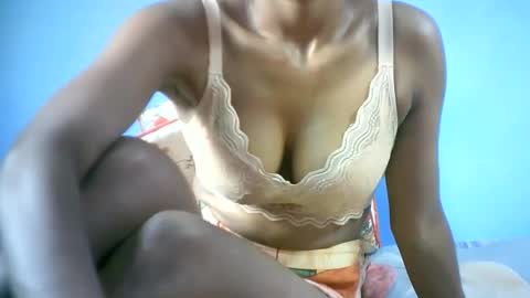 sourayaa online show from 02.28.26