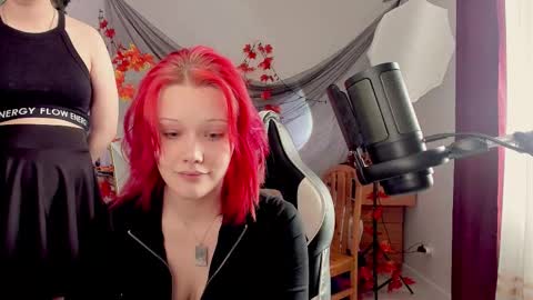 Leah online show from 10.14.25