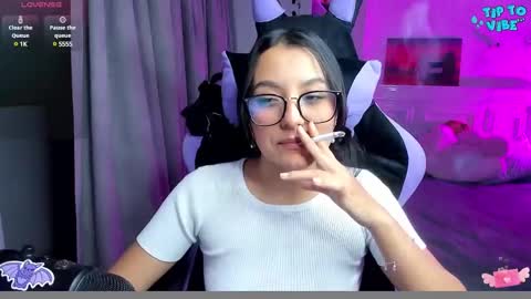 Lili online show from 01.28.25