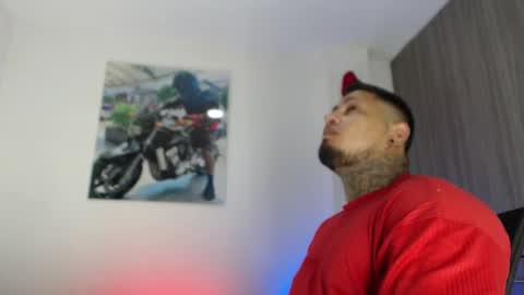 Snapshot of soy_apolo chatting on 11.02.25 soy_apolo online show from 11.02.25