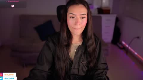 Luisa    online show from 02.27.25