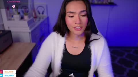 Luisa    online show from 11.23.25