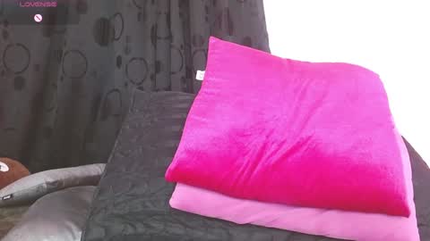 Snapshot of soyamelia_99 chatting on 01.25.25 Amelia online show from 01.25.25