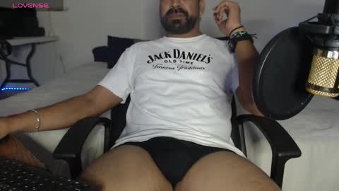 El Carlitos online show from 12.17.24