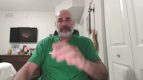 Snapshot of soyelpoti79 chatting on 12.28.24 WhiteWolfFL online show from 12.28.24