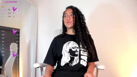 Snapshot of soyjuliana19 chatting on 09.13.25 Juliana online show from 09.13.25