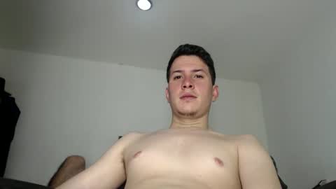 Snapshot of soymanuel777 chatting on 04.15.26 soymanuel777 online show from 04.15.26