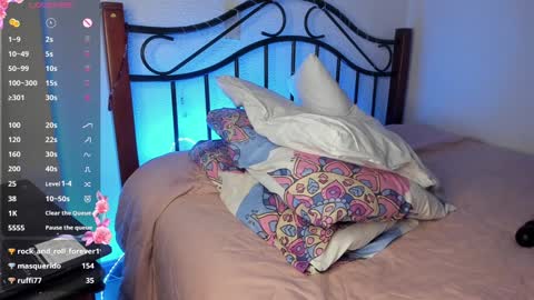 VANESSA  online show from 02.02.25