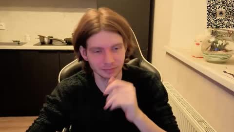 Snapshot of spaisenok chatting on 11.01.25 Mike online show from 11.01.25