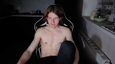 Snapshot of spaisenok chatting on 11.08.25 Mike online show from 11.08.25