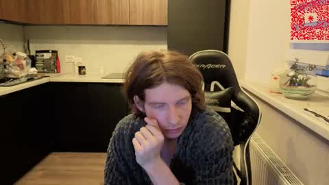 Snapshot of spaisenok chatting on 11.19.25 Mike online show from 11.19.25