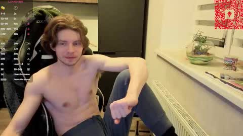 Snapshot of spaisenok chatting on 01.08.26 Mike online show from 01.08.26