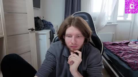 Snapshot of spaisenok chatting on 03.05.26 Mike online show from 03.05.26