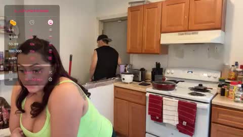 spanishcouple4255 online show from 11.26.25