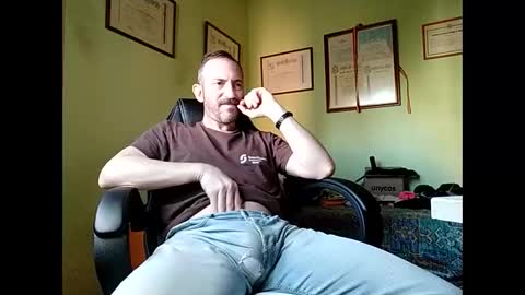 Snapshot of spanishharddick chatting on 01.11.25 Manu online show from 01.11.25