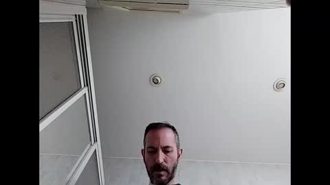 Snapshot of spanishharddick chatting on 01.28.25 Manu online show from 01.28.25