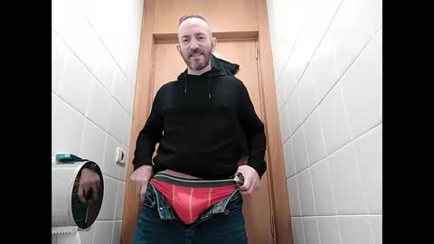 Snapshot of spanishharddick chatting on 01.30.25 Manu online show from 01.30.25