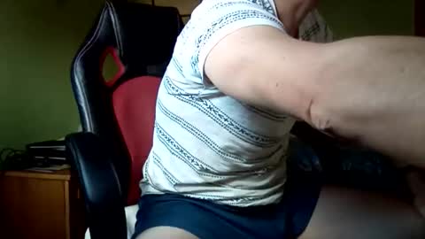 Snapshot of spanishharddick chatting on 09.09.25 Manu online show from 09.09.25