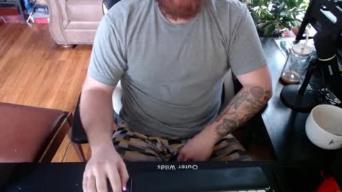 Snapshot of spankkmereddd chatting on 01.05.25 spankkmereddd online show from 01.05.25