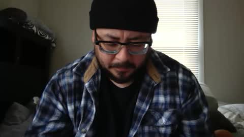 Snapshot of sparehamster chatting on 11.03.25 sparehamster online show from 11.03.25