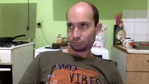 Snapshot of sparei7 chatting on 11.19.25 Snaiky online show from 11.19.25