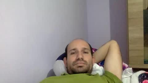 Snapshot of sparei7 chatting on 12.13.25 Snaiky online show from 12.13.25