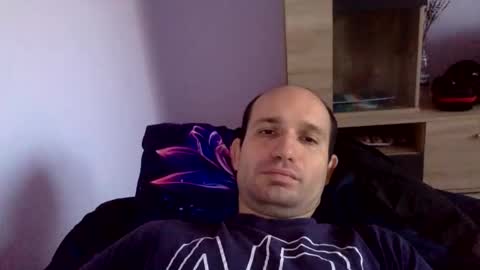 Snapshot of sparei7 chatting on 12.15.25 Snaiky online show from 12.15.25