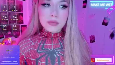 Snapshot of sparklemona chatting on 03.05.25 SparkleMona online show from 03.05.25