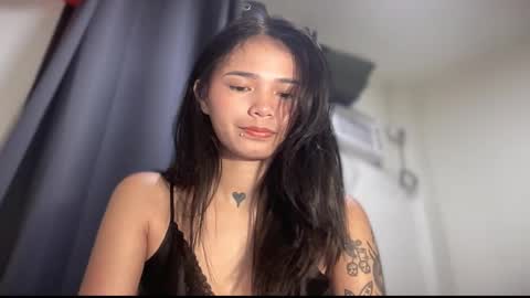 Snapshot of sparklexcx chatting on 12.02.25 Sparkle online show from 12.02.25