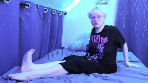 Snapshot of sparkling_water_hate_club chatting on 11.14.25 Atticus Pendragon online show from 11.14.25