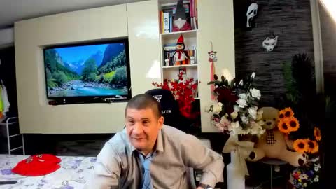 Snapshot of spartandaddy48 chatting on 05.16.26 Spartan online show from 05.16.26