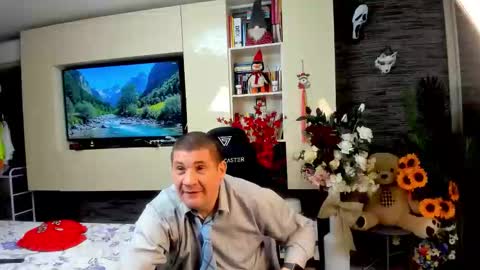 Snapshot of spartandaddy48 chatting on 05.16.26 Spartan online show from 05.16.26