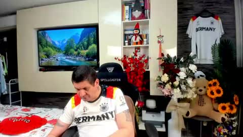Snapshot of spartandaddy48 chatting on 06.14.26 Spartan online show from 06.14.26