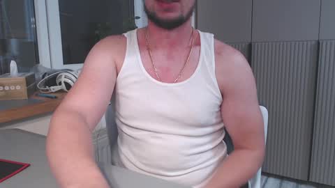 Snapshot of spb78 chatting on 12.19.24 Art online show from 12.19.24