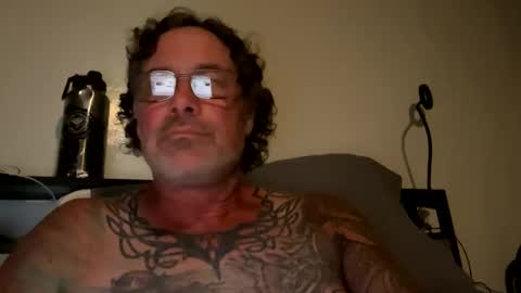 specter1972 online show from 11.19.25