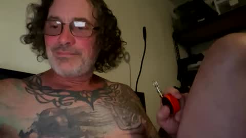 Snapshot of specter1972 chatting on 05.18.26 specter1972 online show from 05.18.26