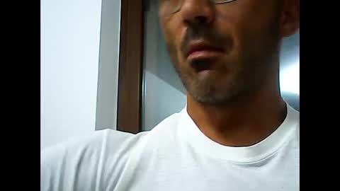 Snapshot of speed0800 chatting on 09.29.25 Speed online show from 09.29.25