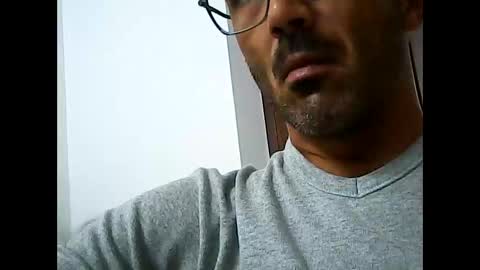 Snapshot of speed0800 chatting on 10.13.25 Speed online show from 10.13.25