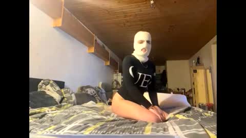 yourfavouritecouple online show from 01.16.25