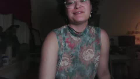 Snapshot of spiceberrybb chatting on 10.18.25 spiceberrybb online show from 10.18.25